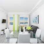 906 Luxury Paraiso Sea View *