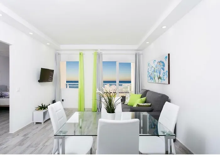 906 Luxury Paraiso Sea View *