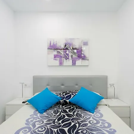 906 Luxury Paraiso Sea View *